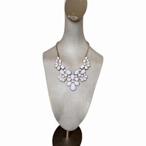 White Floral Statement Bib Necklace Gold Tone Flower Cluster Bridal Jewelry